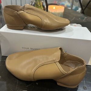 Weissman Tan Leather Women's Flats